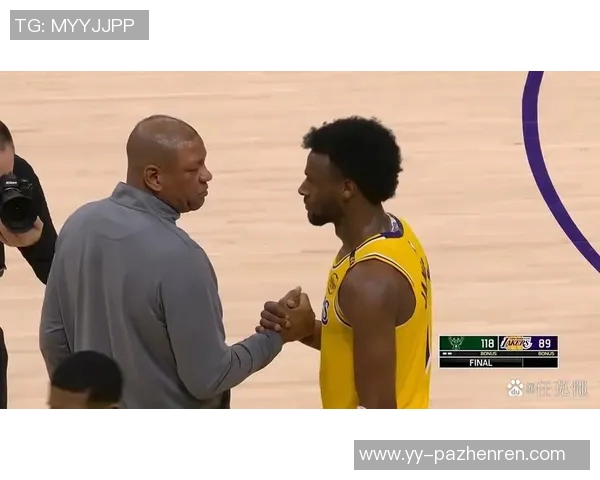 外线“双核”轮流发力,湖人客场大胜雄鹿 外线“双核”轮流发力,湖人客场大胜雄鹿