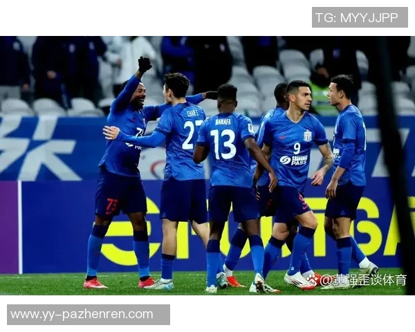 高天意任意球开出，安德烈-路易斯梅开二度——天际之上的足球盛宴